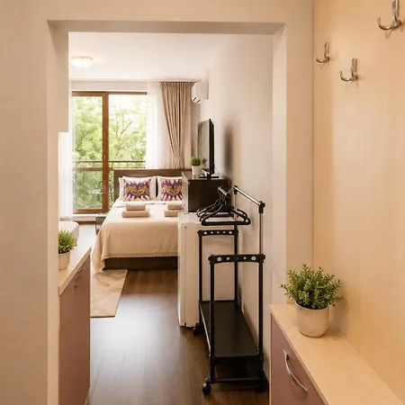 Astoria 1 - Premium Apartment Elenite