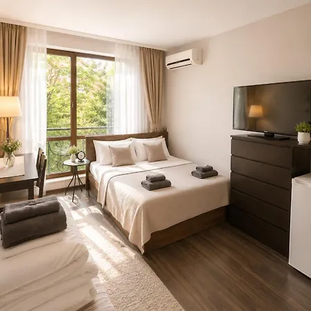 Apartment Astoria 1 - Premium Elenite